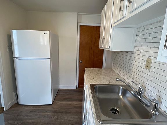 5th image of 1429 W 6th Ave