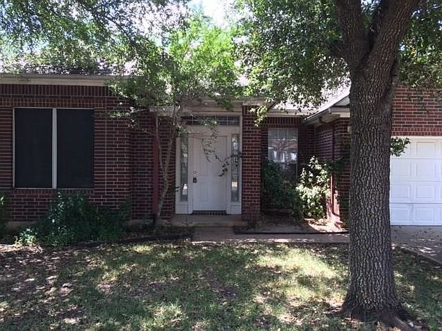 1st image of 8211 Broken Branch Dr