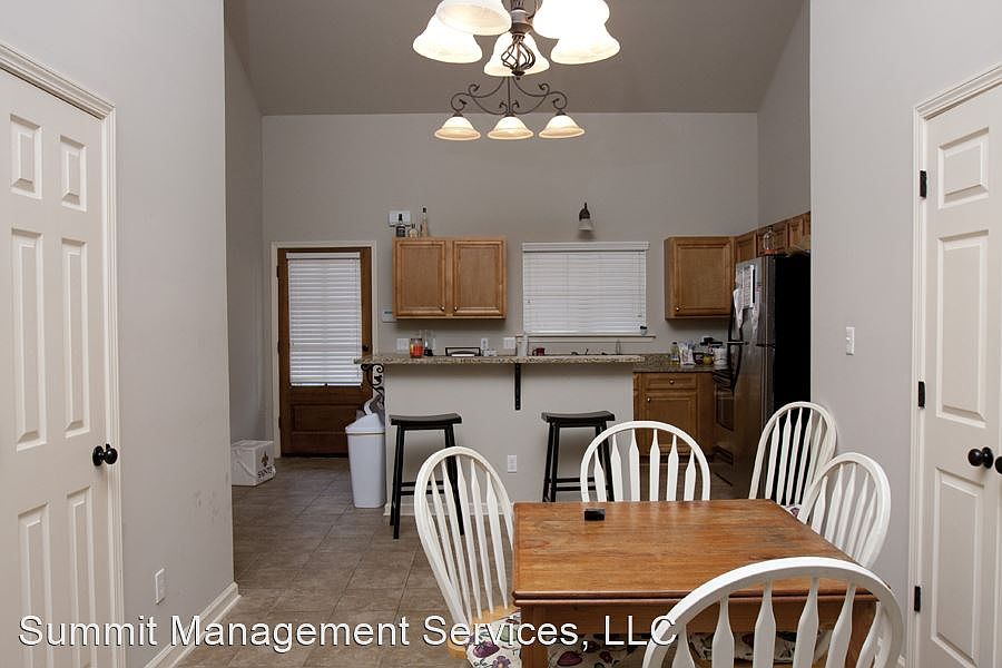 1st image of 103 Saucer Ln