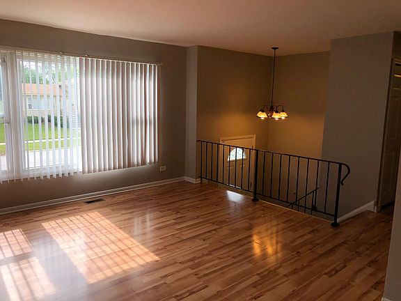 2nd image of 19010 Cedar Ave
