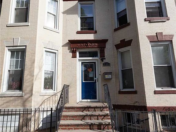2nd image of 9304 103rd Ave
