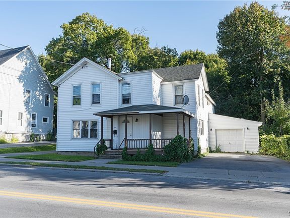 2nd image of 140 E Main St