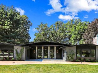 7316 Helmsdale Rd, Bethesda, MD 20817