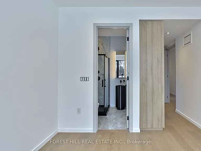 42 Cameron Ave — Photo 28