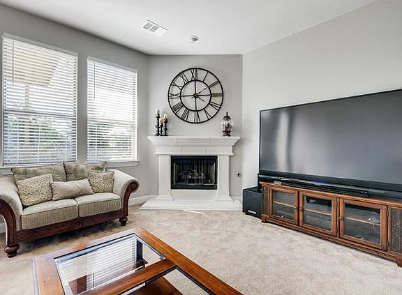 5th image of 4304 Vista Verde Dr