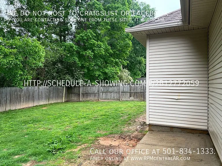 504 Hawthorne St — Photo 17