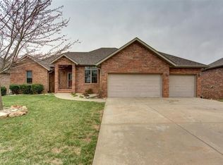 5213 S Hazel Dr, Springfield, MO 65810