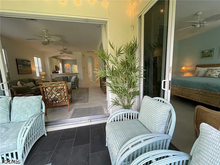 10640 Camarelle Cir — Photo 17