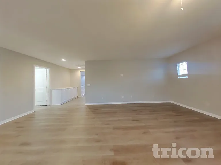 41808 Davidson St — Photo 35