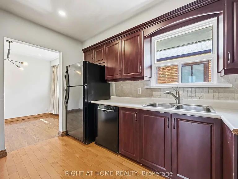 1 Mozart Ave — Photo 17