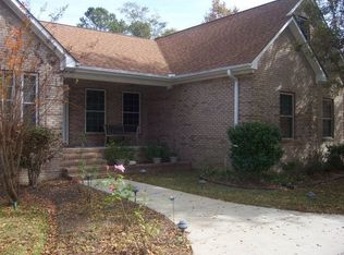 412 Masters Ln, Hampstead, NC 28443