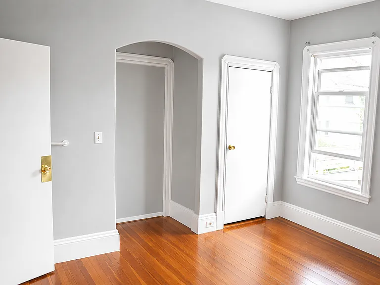 541 Washington St #2 — Photo 10