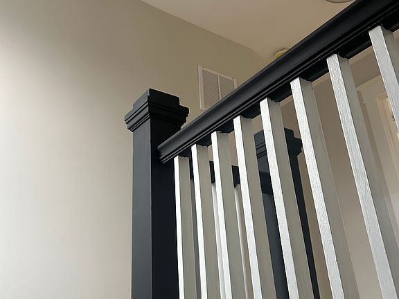 5th image of 3226 4th St SE