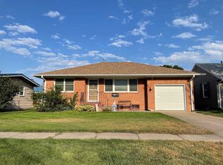 820 Morton St, Holdrege, NE 68949