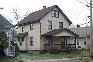 749 Adelaide Ave SE photo 1