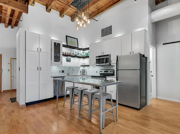 400 N 1st St APT 607, Minneapolis, MN 55401