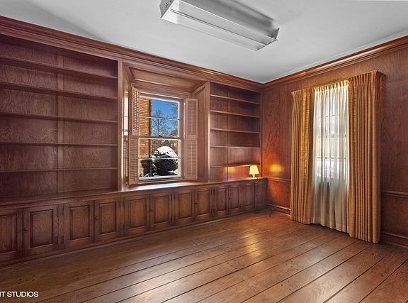 4th image of 1117 N Elmwood Ave