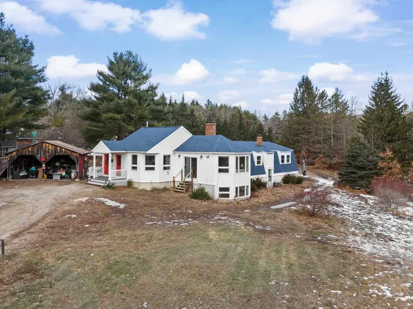 342 Lyndeborough Road, New Boston, NH 03070