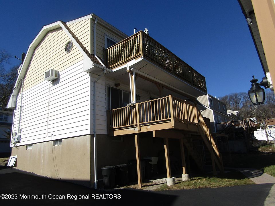 2nd image of 9 W Prospect Street
