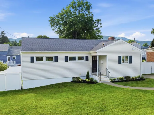 103 W Willow Street, Beacon, NY 12508
