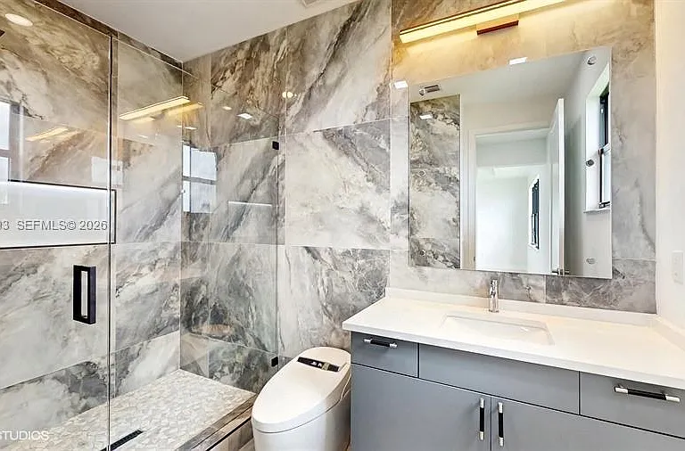 8350 Royal County Down Rd — Photo 23