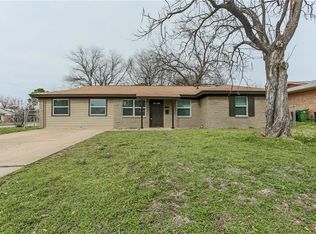 7821 Standley St, North Richland Hills, TX 76180