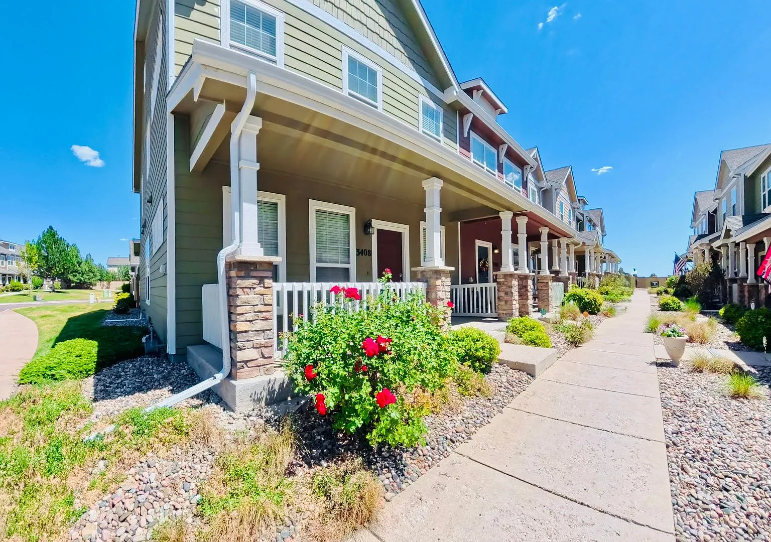 Fresh Look, Cool Comfort, Prime Location — Photo 1