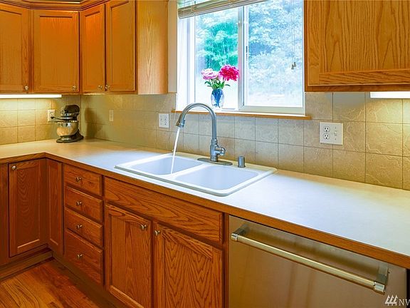 5th image of 12913 82nd Avenue Ct E