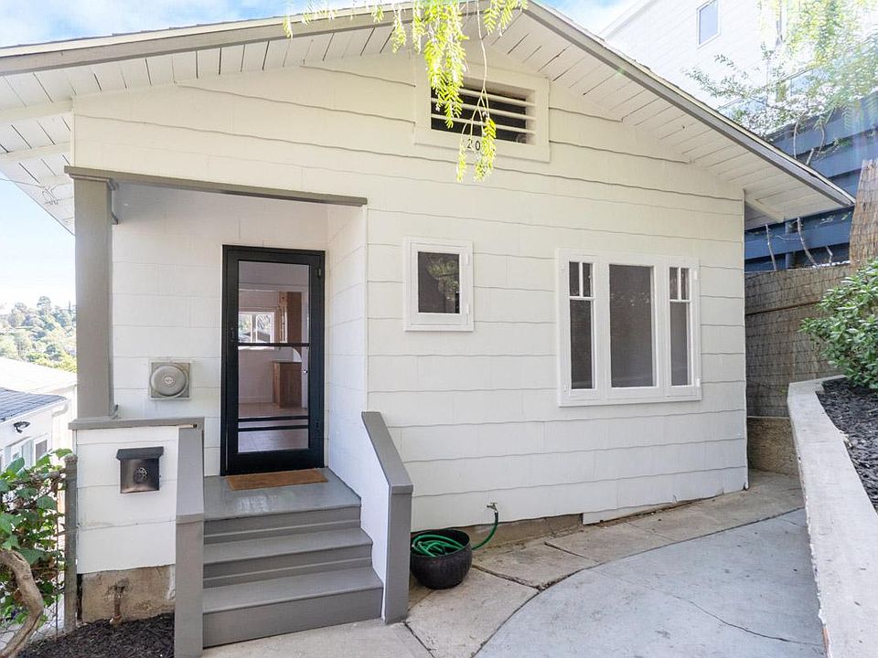 1st image of 2046 Vestal Ave
