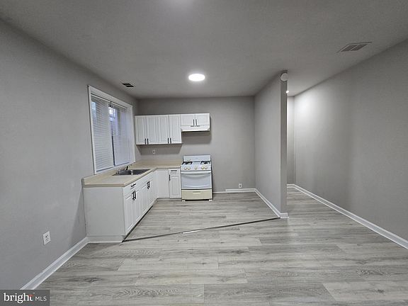 5th image of 5431 Baltimore Ave #2