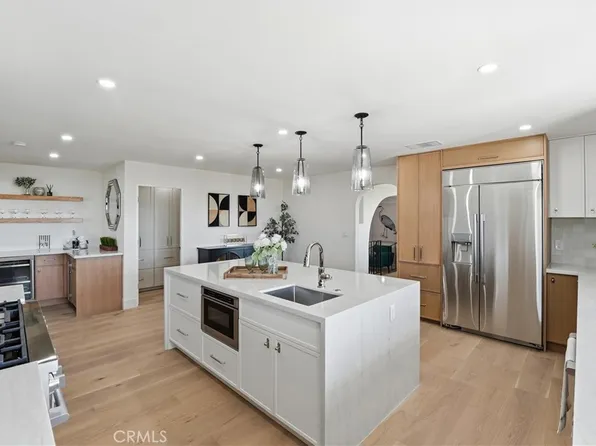 2532 Vista Dr, Upland, CA 91784