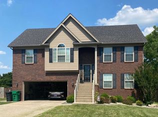 1024 Dublin Cir, Louisville, KY 40229