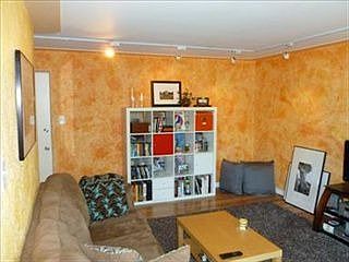 5th image of 656 N Logan St APT 15