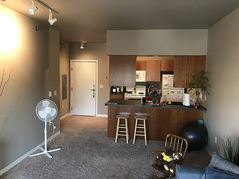 312 Wisconsin St — Photo 21