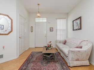 6 Sunflower Ln, Brick, NJ 08724