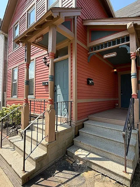 2 bed, 1130 sqft, $1,600 — Photo 3