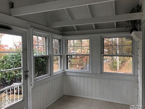 5th image of 41 Manor Dr