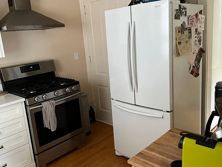 433 Holly Ave #4 — Photo 2