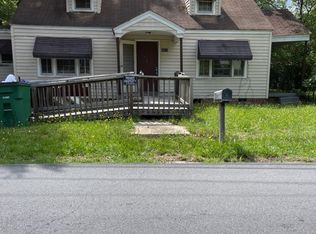 1611 Gary St, Clinton, SC 29325
