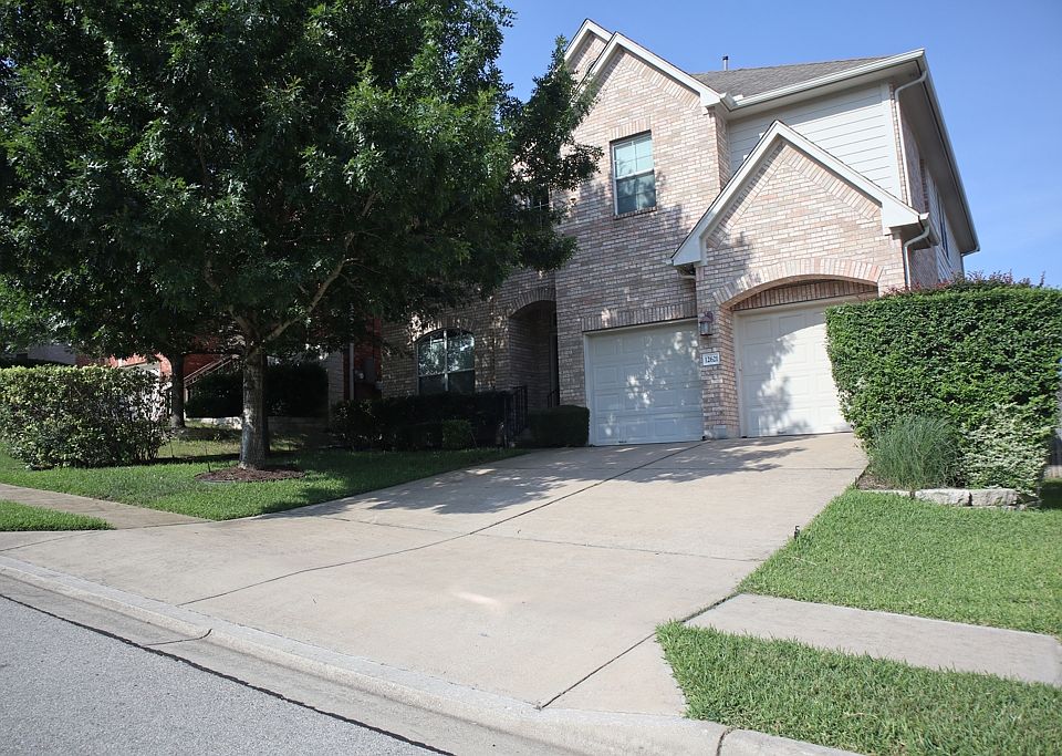 1st image of 12621 Lee Park Ln