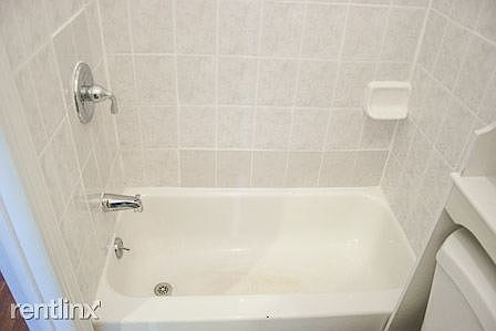 2nd image of 1123 Rogers Ave
