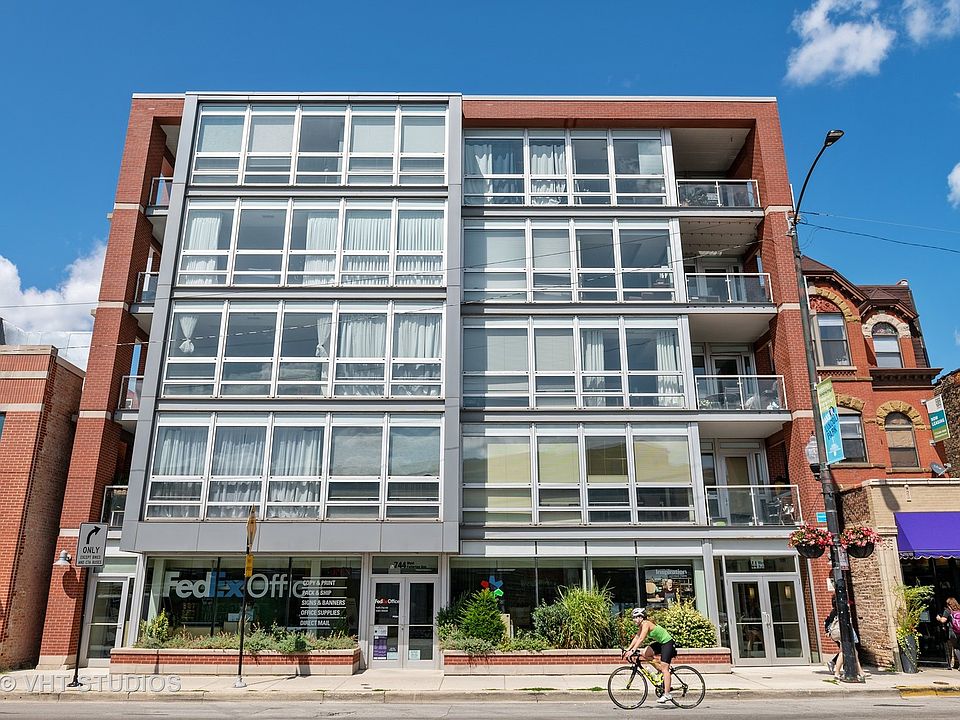 1st image of 744 W Fullerton Ave APT 503