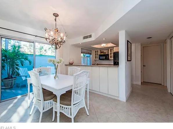 3080 Kings Lake Blvd, Naples, FL 34112