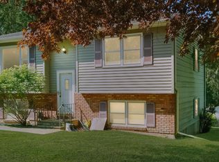 1595 S Old Post Rd, Castleton, NY 12033