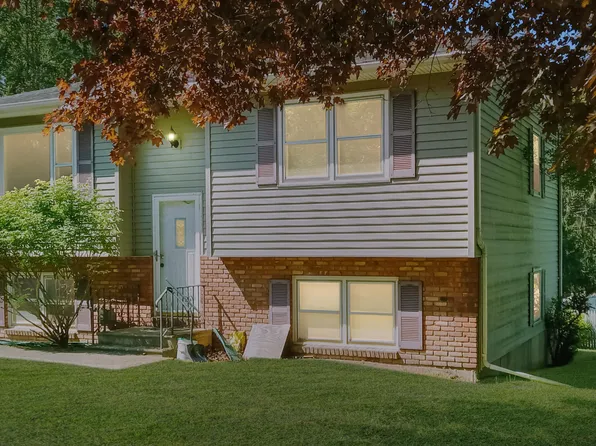 1595 S Old Post Road, Castleton, NY 12033