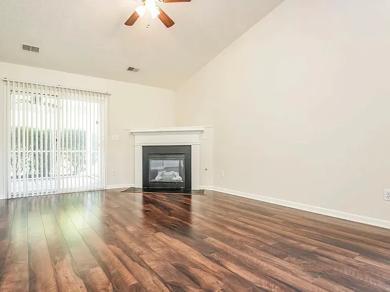 1296 River Rock Rd — Photo 11