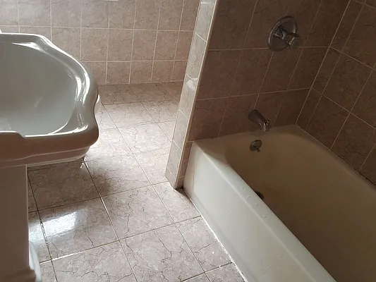 Rented by All Boro Cash Realty LLC | media 6