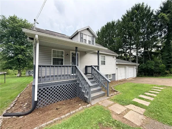 615 Pala Ave, Fairbank, PA 15435