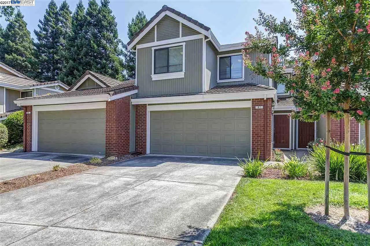 67 Glen Valley Cir photo 1