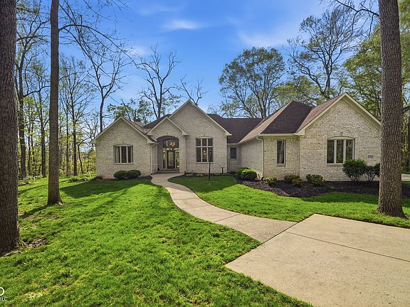 2nd image of 23104 Sonoma Ln